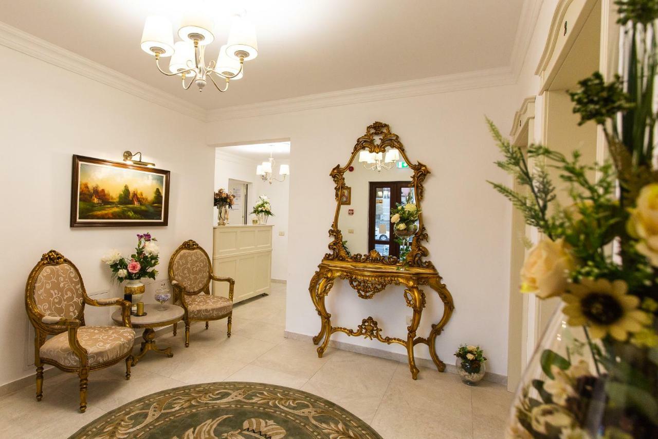 Ave, Alba! Hotel Alba Iulia Eksteriør billede
