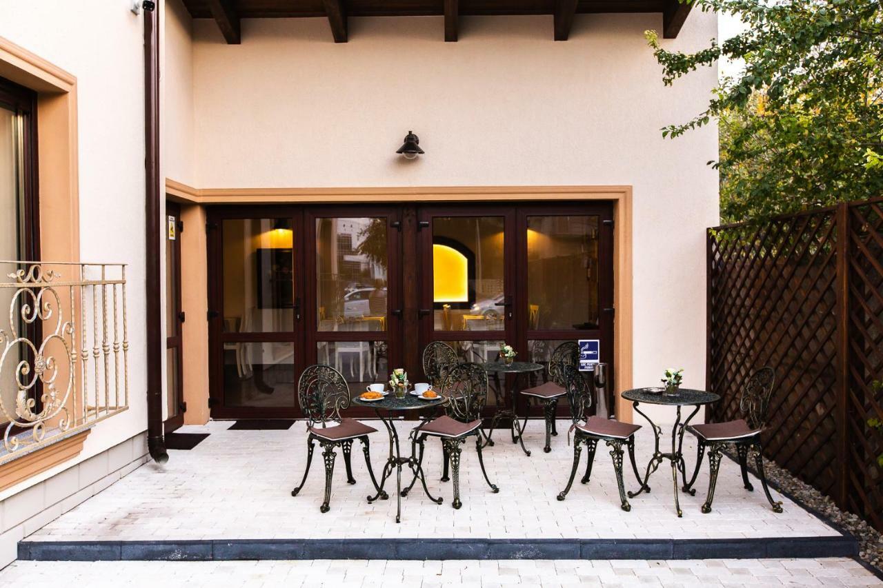 Ave, Alba! Hotel Alba Iulia Eksteriør billede